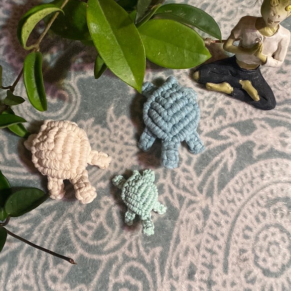 Now accepting Custom Hand Crafted Macrame orders ! - Picture 11 of 16